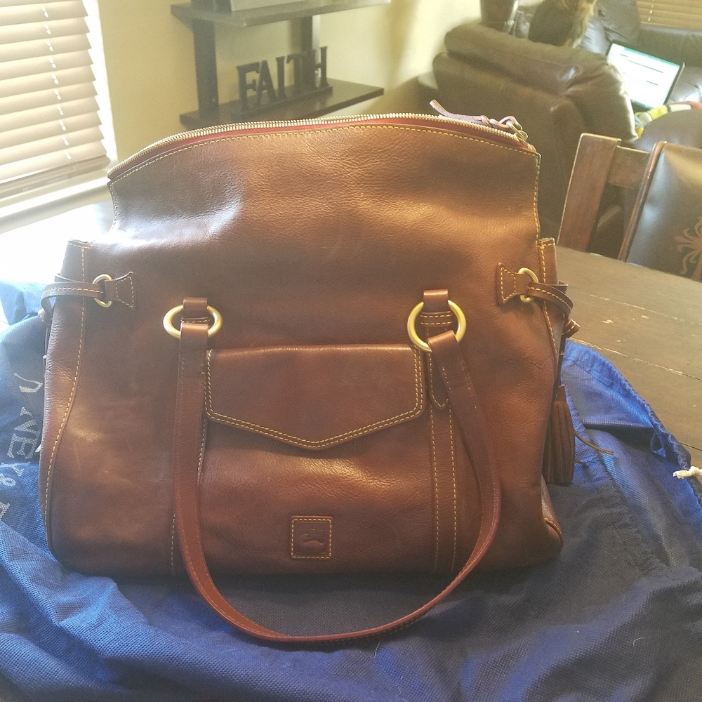 Dooney and Bourke purse
